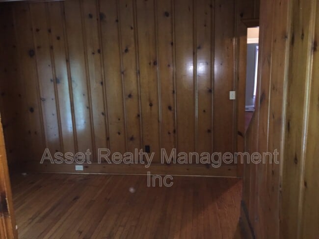 Building Photo - 2033 Decatur Hwy