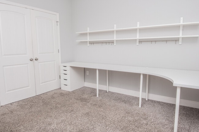 Building Photo - 5567 Galaxy Dr