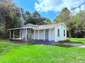 Building Photo - 8853 Wellsworld St