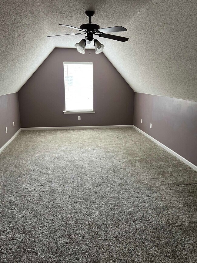 Building Photo - 9837 Oldham Dr
