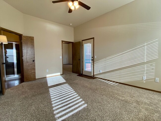 Building Photo - Water Front Property!!  3 Bed, 2 bath with Storm Shelter