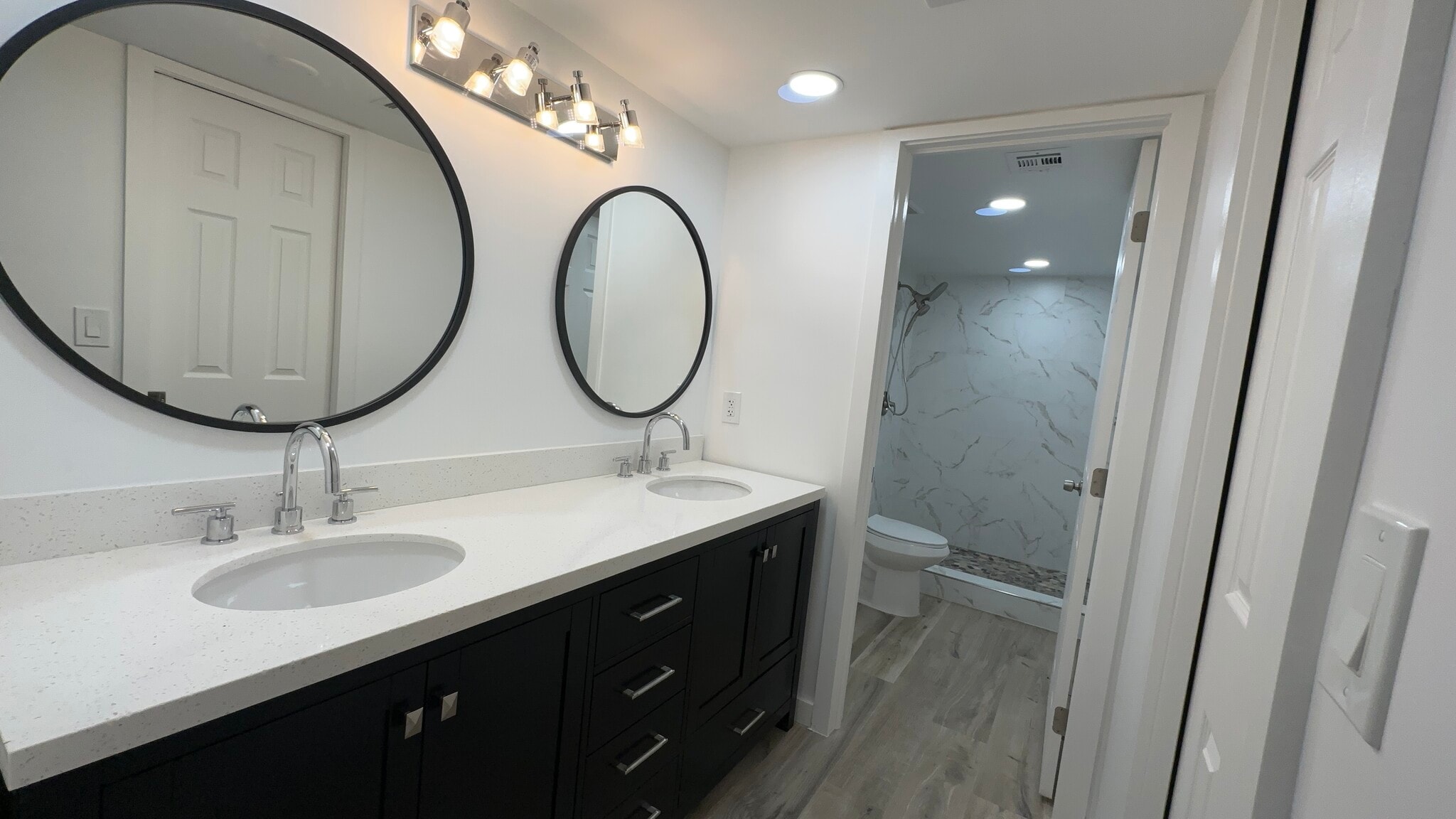 Building Photo - 101 Ocean Lane Dr