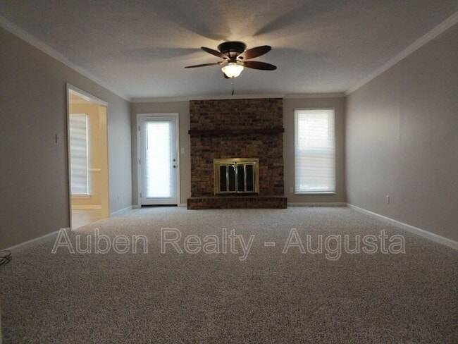 Building Photo - 5183 Fairington Dr