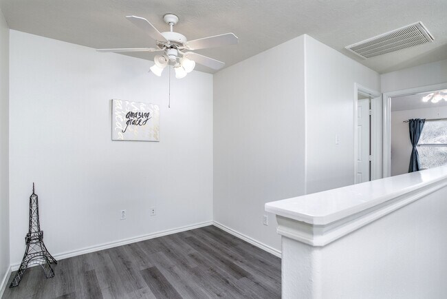 Building Photo - 63 Summer Haze Cir