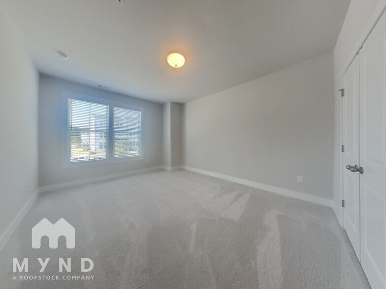 Building Photo - 1273 Windmill Pkwy