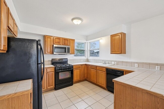 Building Photo - 4302 Harmon Ave