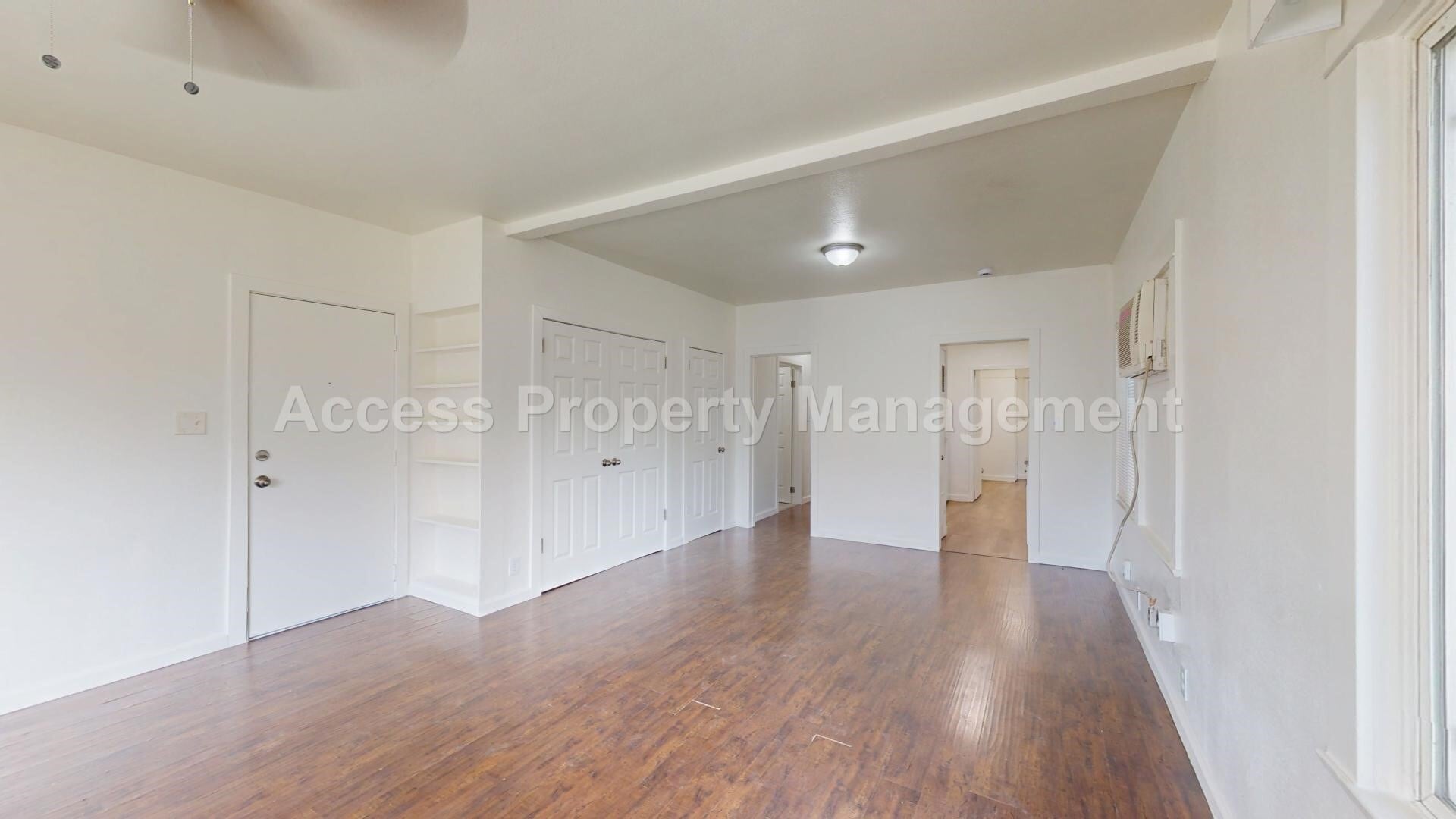 Building Photo - 21 E Walnut St