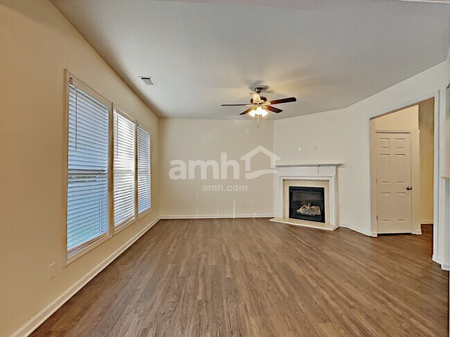 Building Photo - 2972 Briaroak Dr