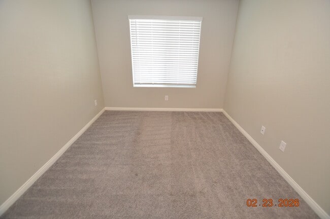 Building Photo - 7925 Savannah Sky Ave