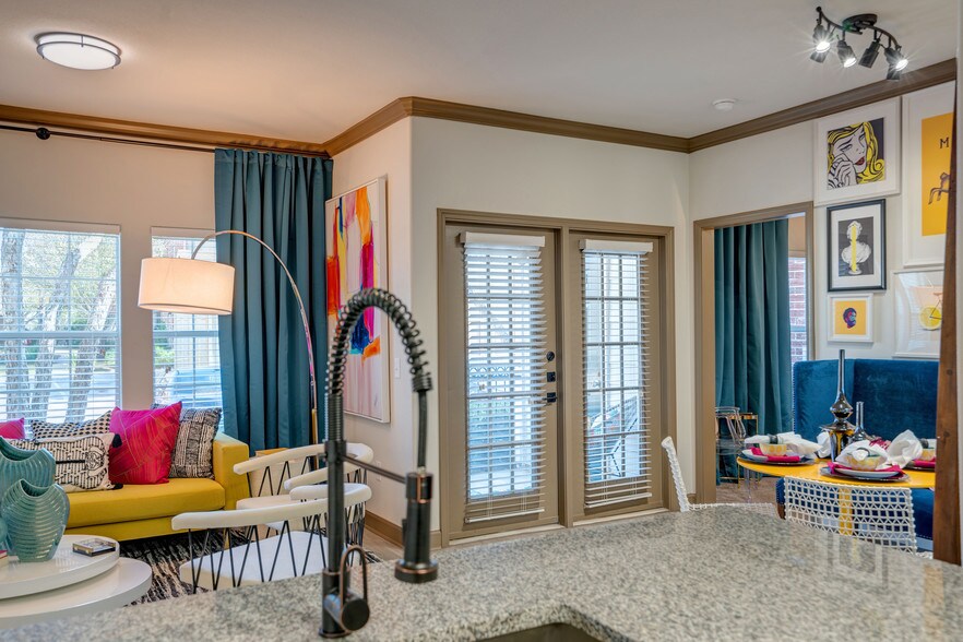 Cortland Med Center 9111 Lakes at 610 Dr Houston TX 77054 Apartment