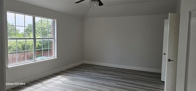 Building Photo - 3113 Centrum Dr