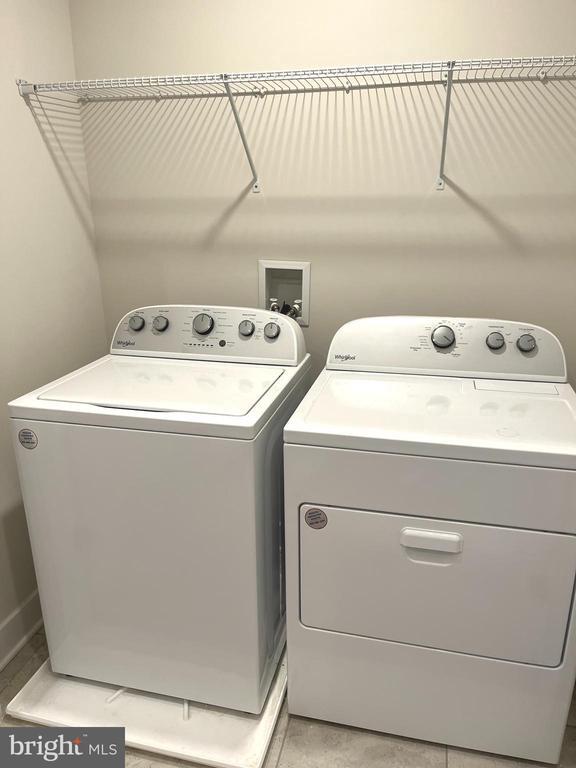 Building Photo - 7795 Barrensdale Rd