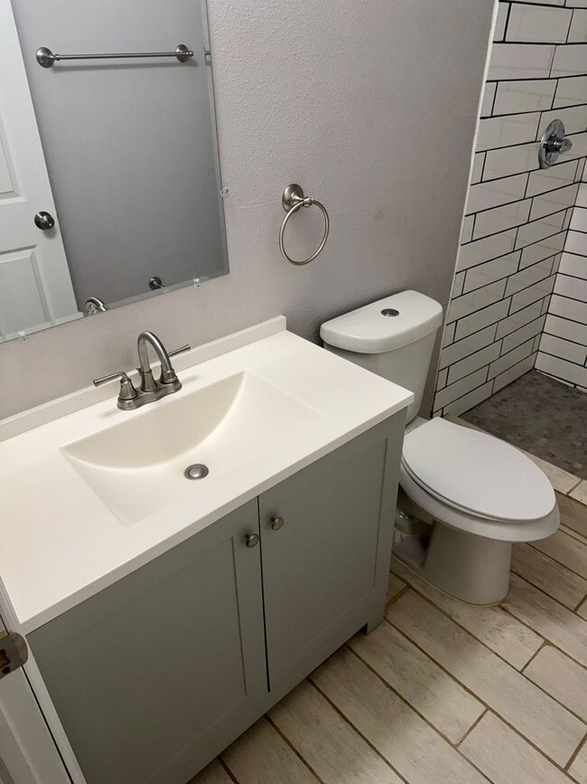 Building Photo - 2812 N 75th St