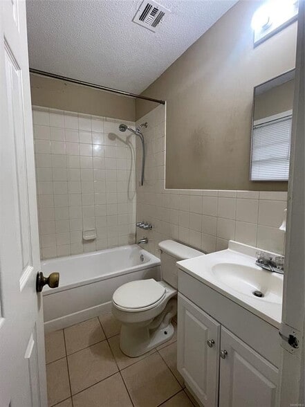 Building Photo - 112 Richmond Way