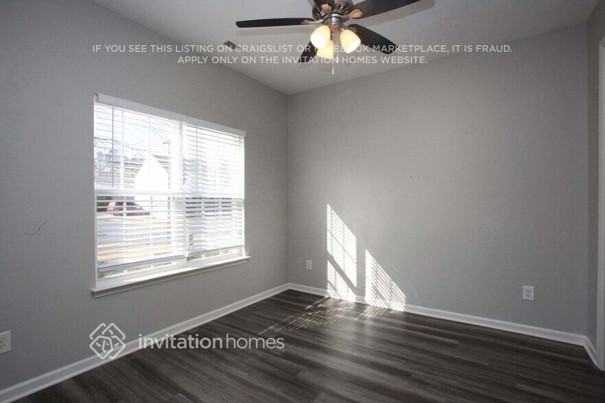 Building Photo - 3123 Hendricks Chapel Ln