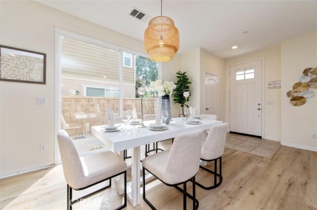 Building Photo - 8607 Adega Dr