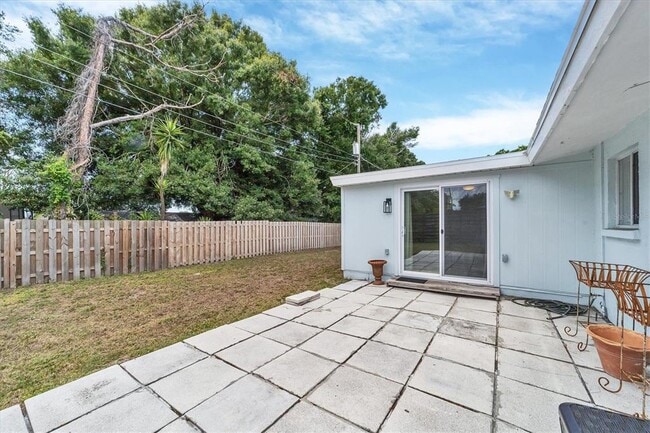 Building Photo - 2738 Tangelo Dr