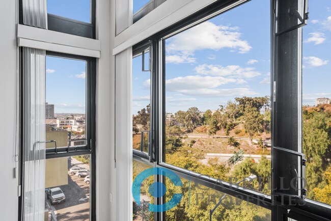 Building Photo - 889 Date St