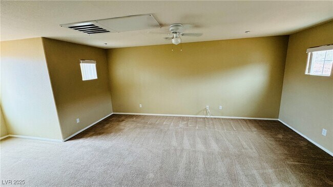 Building Photo - 1525 Spiced Wine Ave