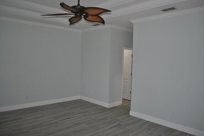 Building Photo - 128 Centennial Park Dr