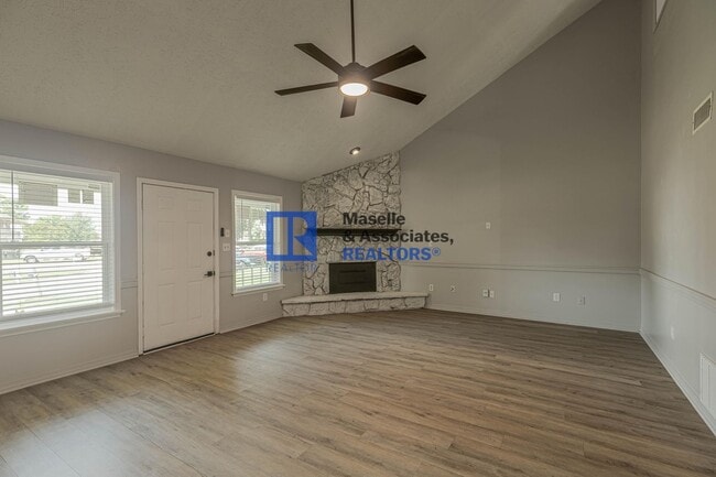 Building Photo - 2 Bed/2 Bath in Northtown Subdivision