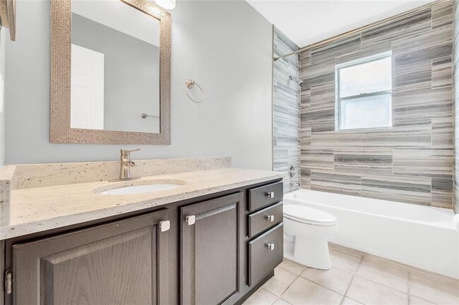 Building Photo - 2614 Gilsom Ct