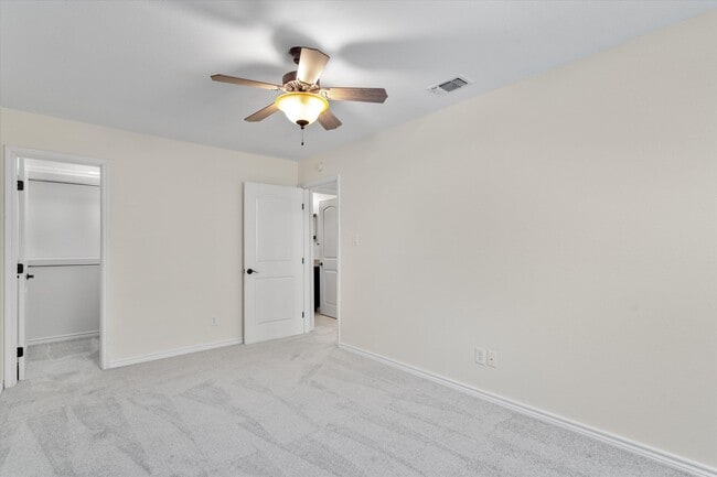 Building Photo - 6700 Cooper Ln
