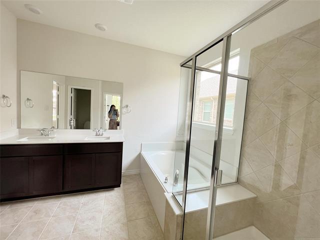 Building Photo - 1525 Babb Ln