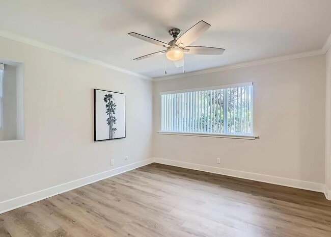 Building Photo - 3172 Via Alicante