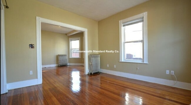 Building Photo - 4 Haskell St