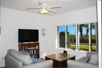 Building Photo - Oceanfront Paradise in South Beach, Vero Beach!