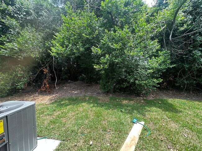 Building Photo - 104 Turner Dr