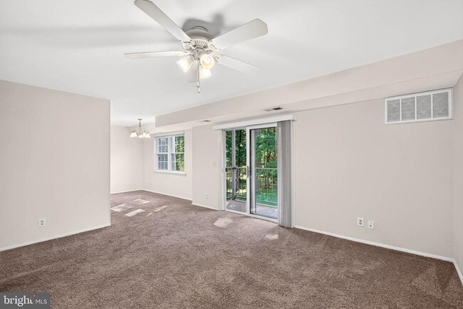 Building Photo - 107 Donzen Dr