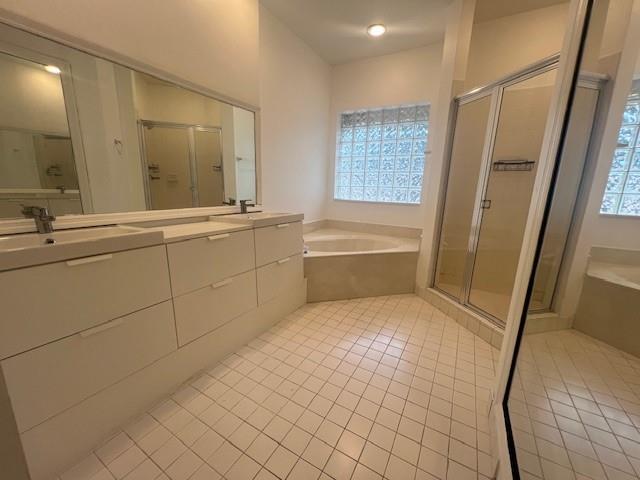 Building Photo - 16360 Malibu Dr