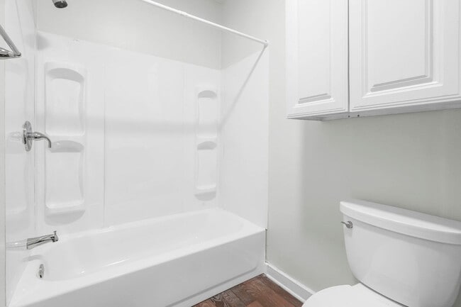 Building Photo - 1032 E 17th Ave