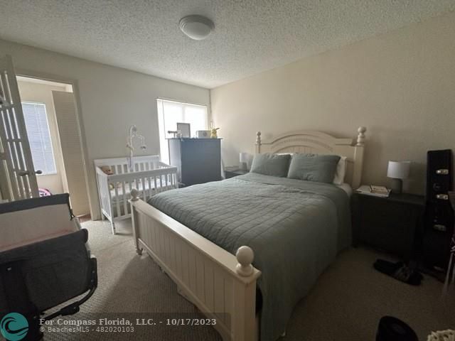 Building Photo - 12980 Vista Isles Dr
