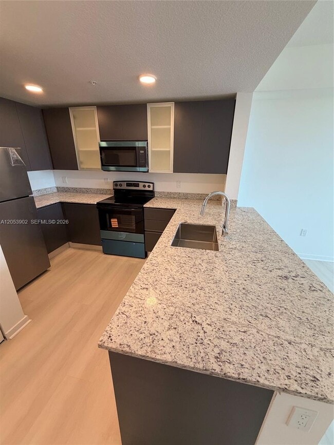 Building Photo - 5563 Millennia Park Dr