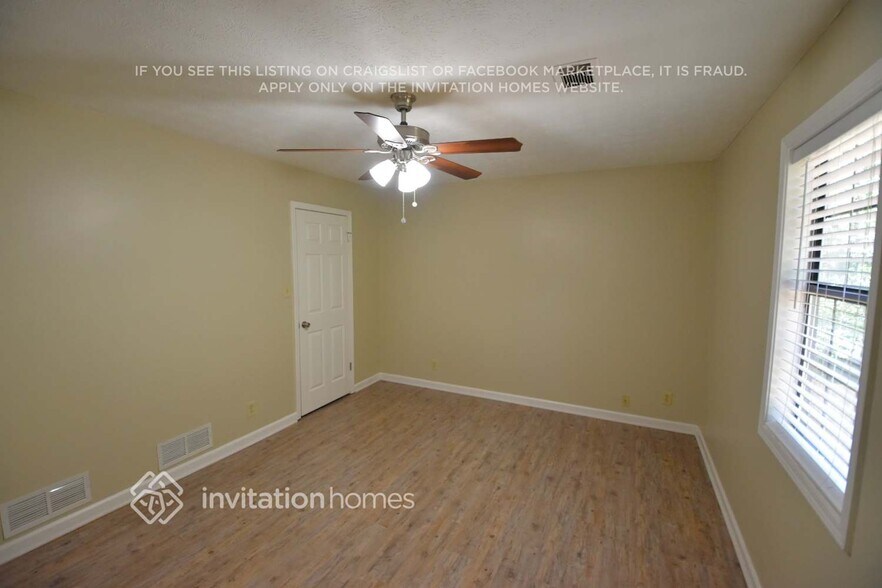 Building Photo - 373 Rustic Ridge Cir