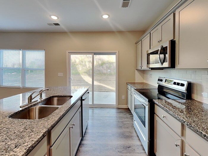 Building Photo - 5713 Camp Ct