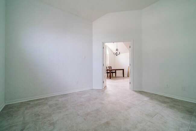 Building Photo - 5602 Painted Trail Dr