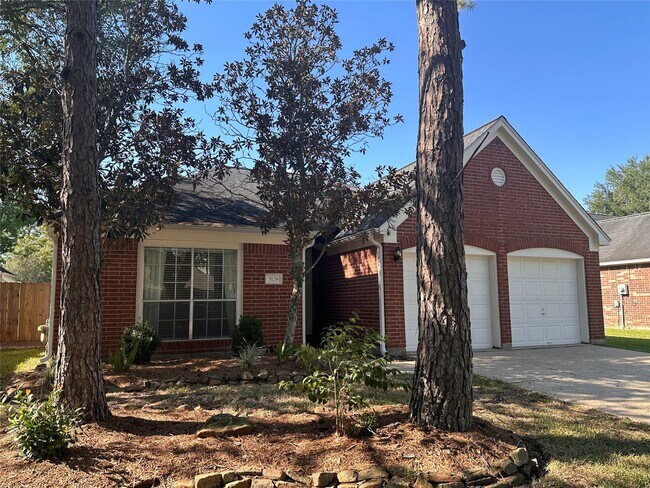 Building Photo - 3126 Ivy Bend Dr