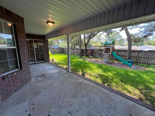 Building Photo - 7951 Amethyst Dr