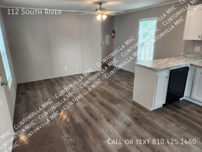 Building Photo - 112 South River-