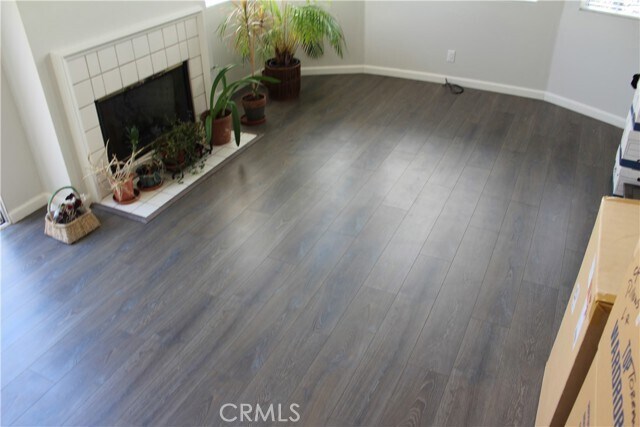 Building Photo - 2300 Maple Ave