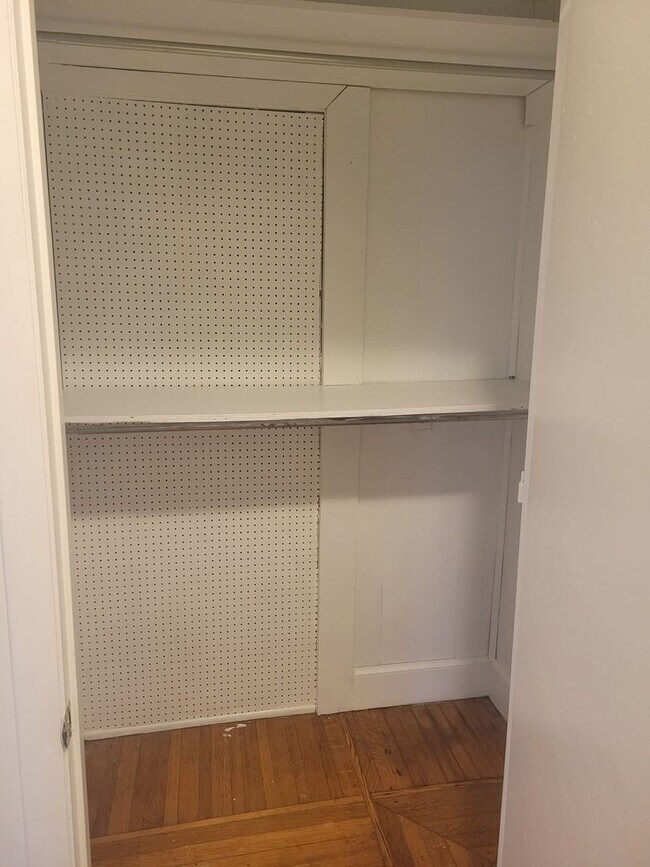 Building Photo - Tickle Realty, LLC