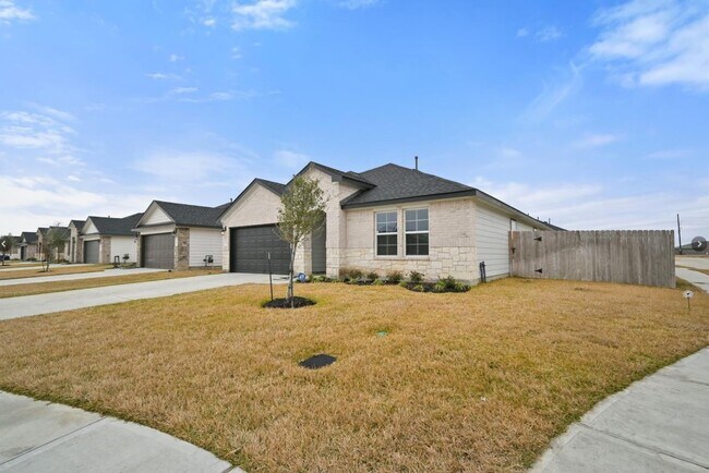 Primary Photo - 1139 Hughes Crossing Dr