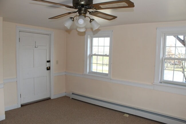 Building Photo - 10228 Clay Lick Rd