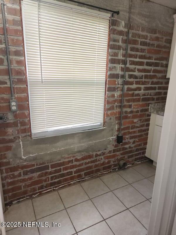 Building Photo - 3058 Mangrove Ave