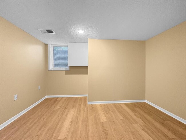 Building Photo - 7110 W 23rd St