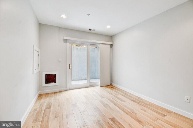 Building Photo - 5012 2nd St NW